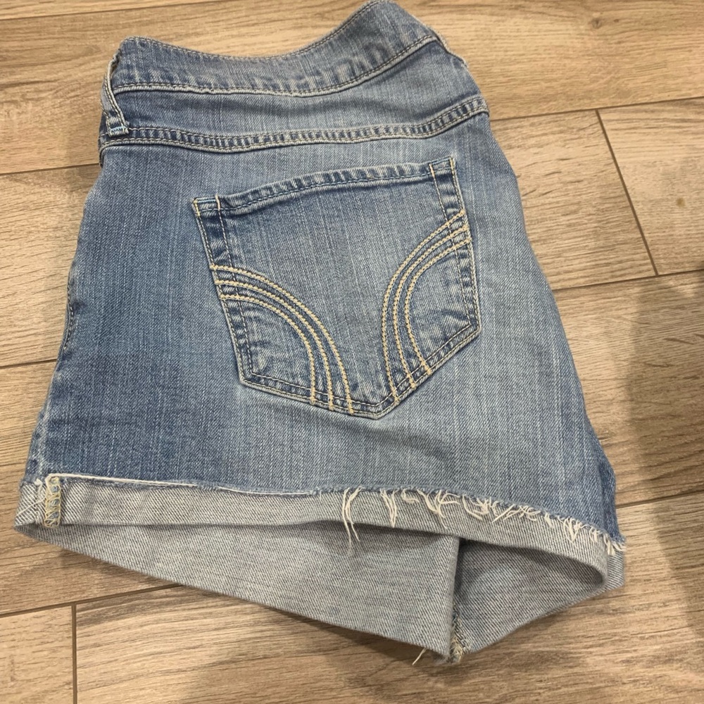 Short shorts